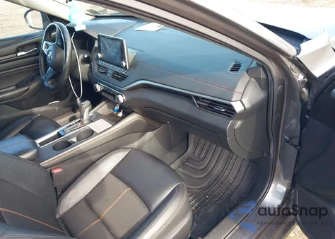 2021 Nissan Altima Sr Fwd z USA, uszkodzony, nr VIN 1N4BL4CV7MN350853